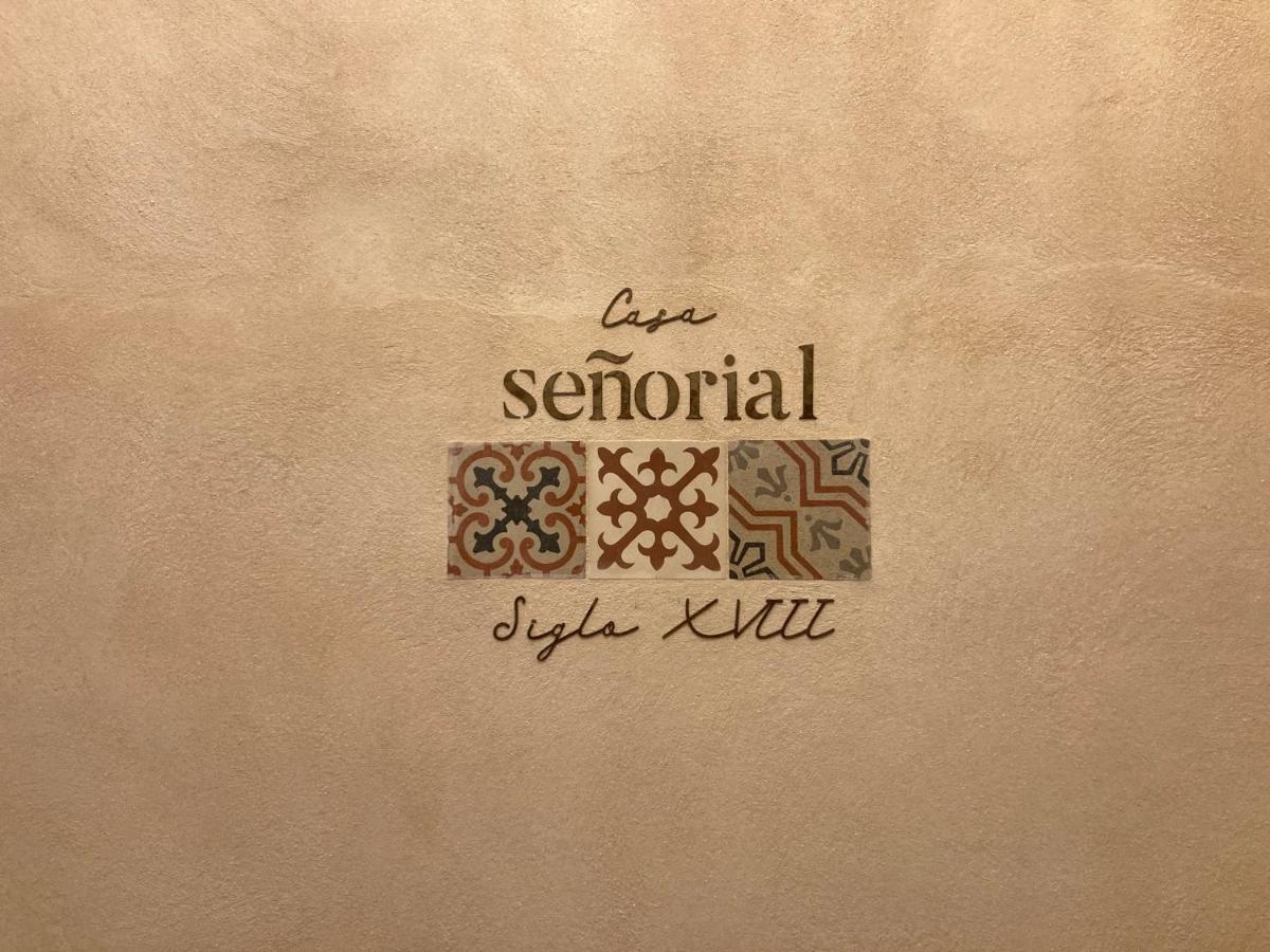 Aparthotel Casa Senorial Del Siglo XVIII Sevilla Exteriér fotografie