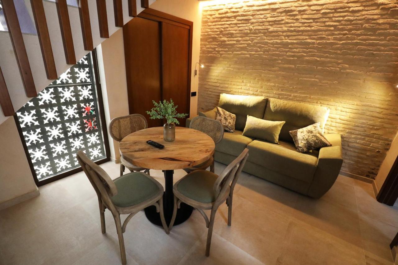 Aparthotel Casa Senorial Del Siglo XVIII Sevilla Exteriér fotografie