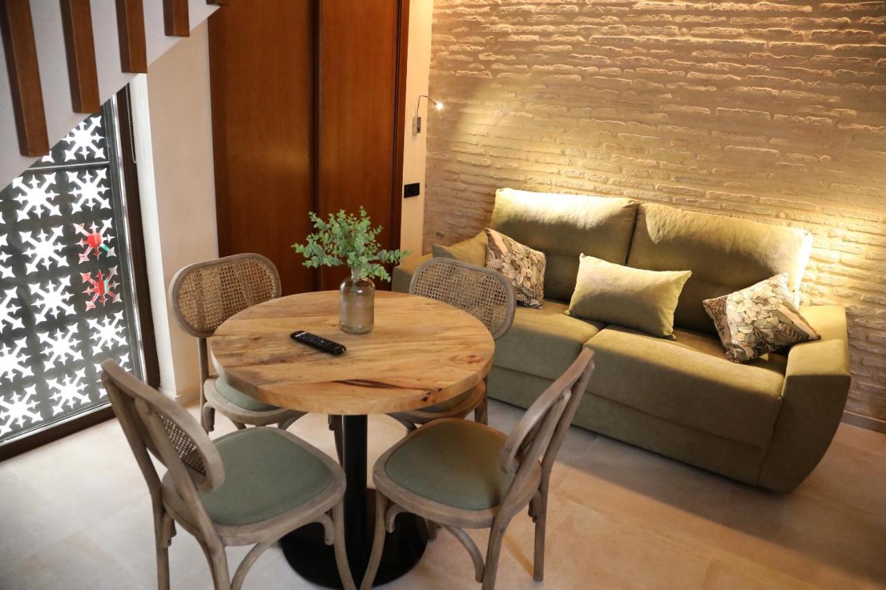Aparthotel Casa Senorial Del Siglo XVIII Sevilla Exteriér fotografie
