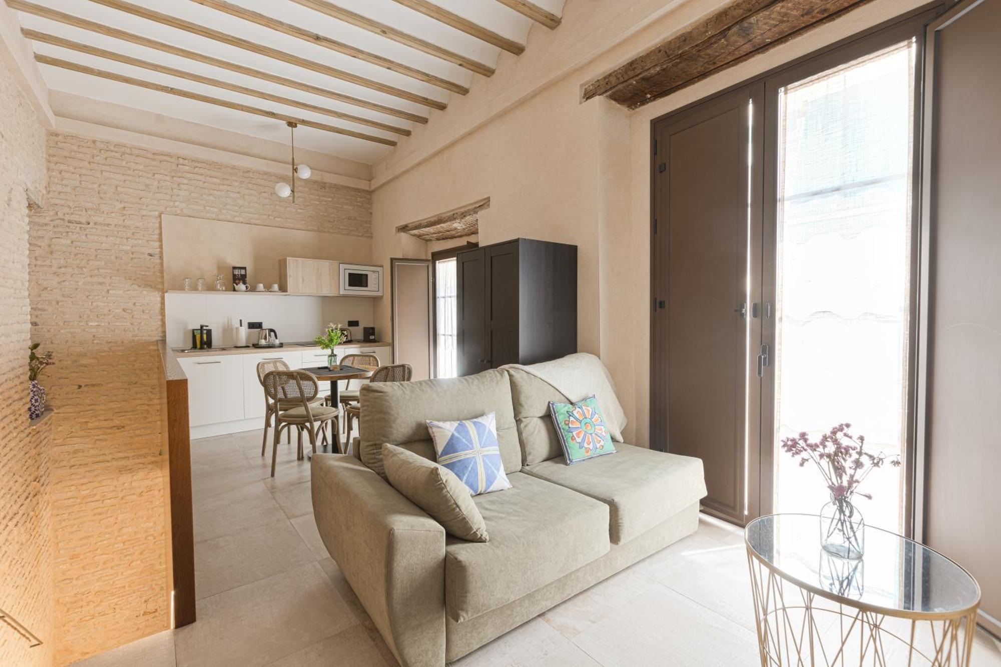 Aparthotel Casa Senorial Del Siglo XVIII Sevilla Exteriér fotografie